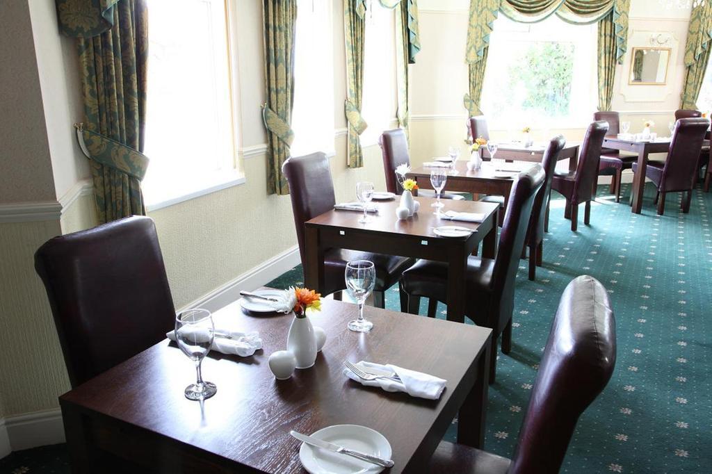 Cliff Head Hotel Carlyon-öböl Kültér fotó