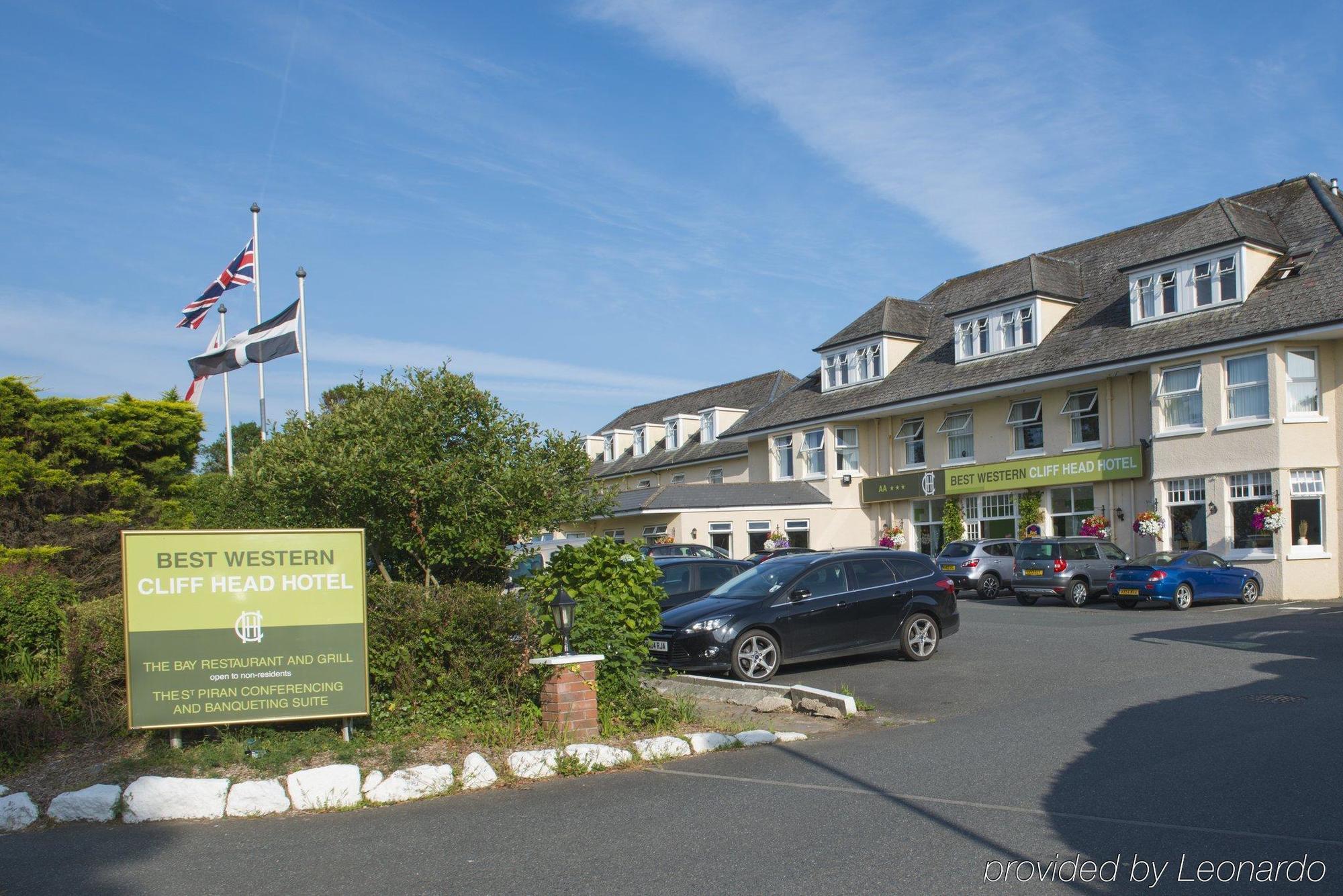 Cliff Head Hotel Carlyon-öböl Kültér fotó