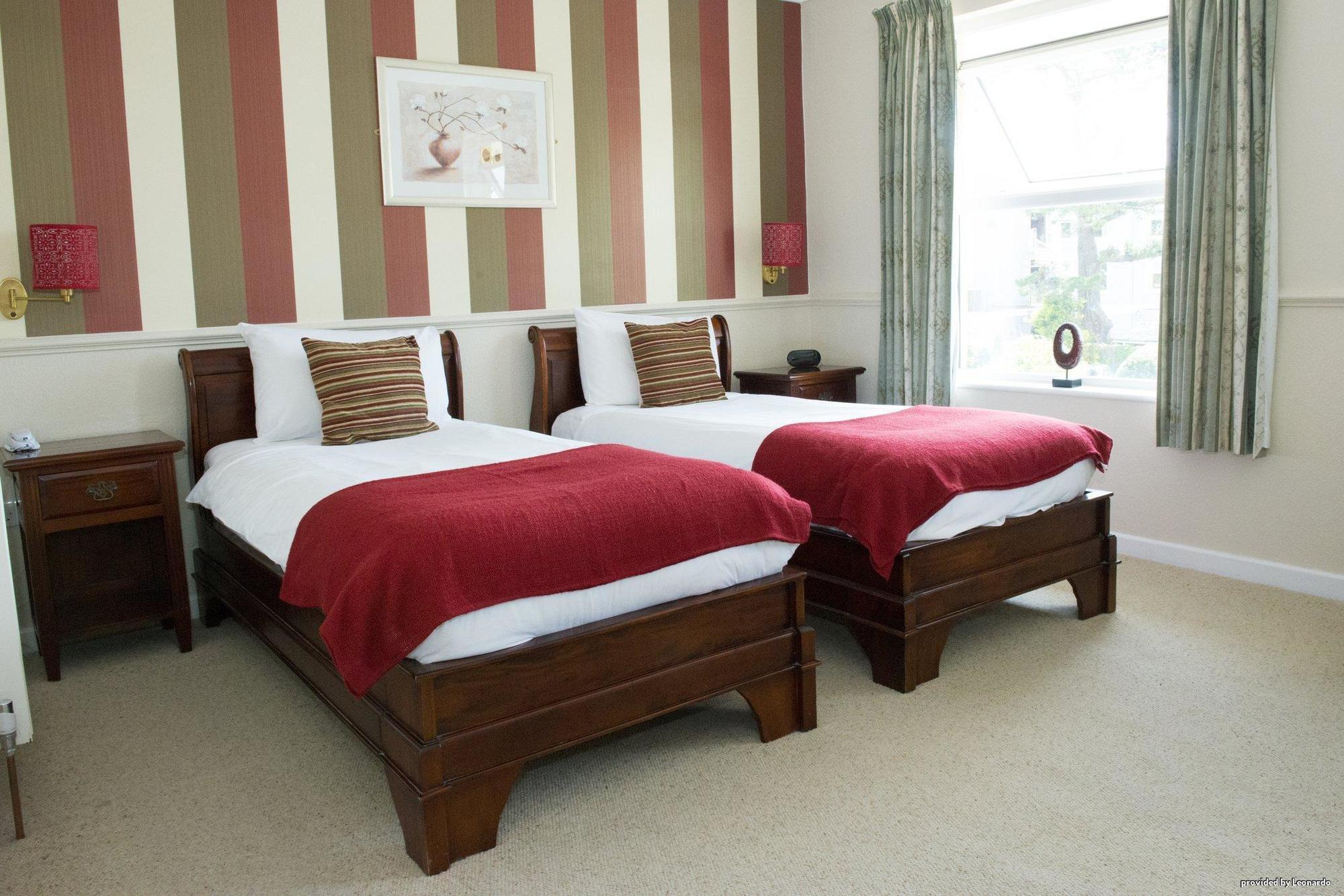 Cliff Head Hotel Carlyon-öböl Kültér fotó
